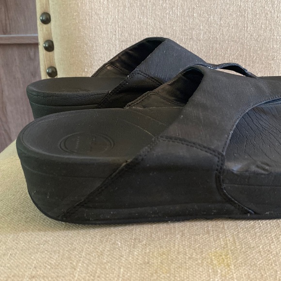 Fitflop Women’s LuLu Comet Wedge Sandals Slip On Toe Post Black Size 9 - Picture 3 of 12